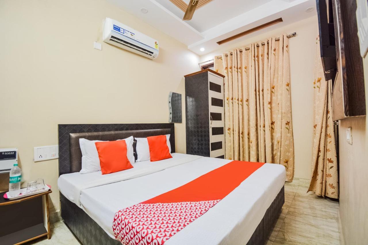 Oyo Hotel Noor Palace Srīnagar Kültér fotó